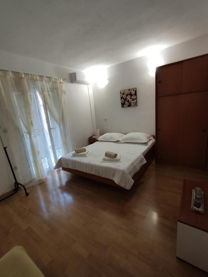 Apartments Jadranka Макарська Екстер'єр фото