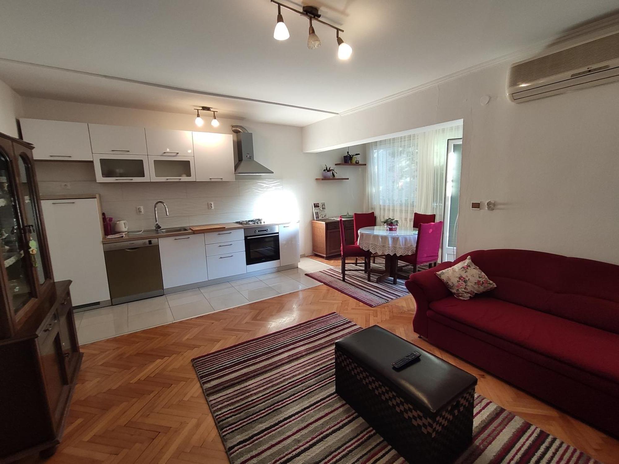 Apartments Jadranka Макарська Екстер'єр фото