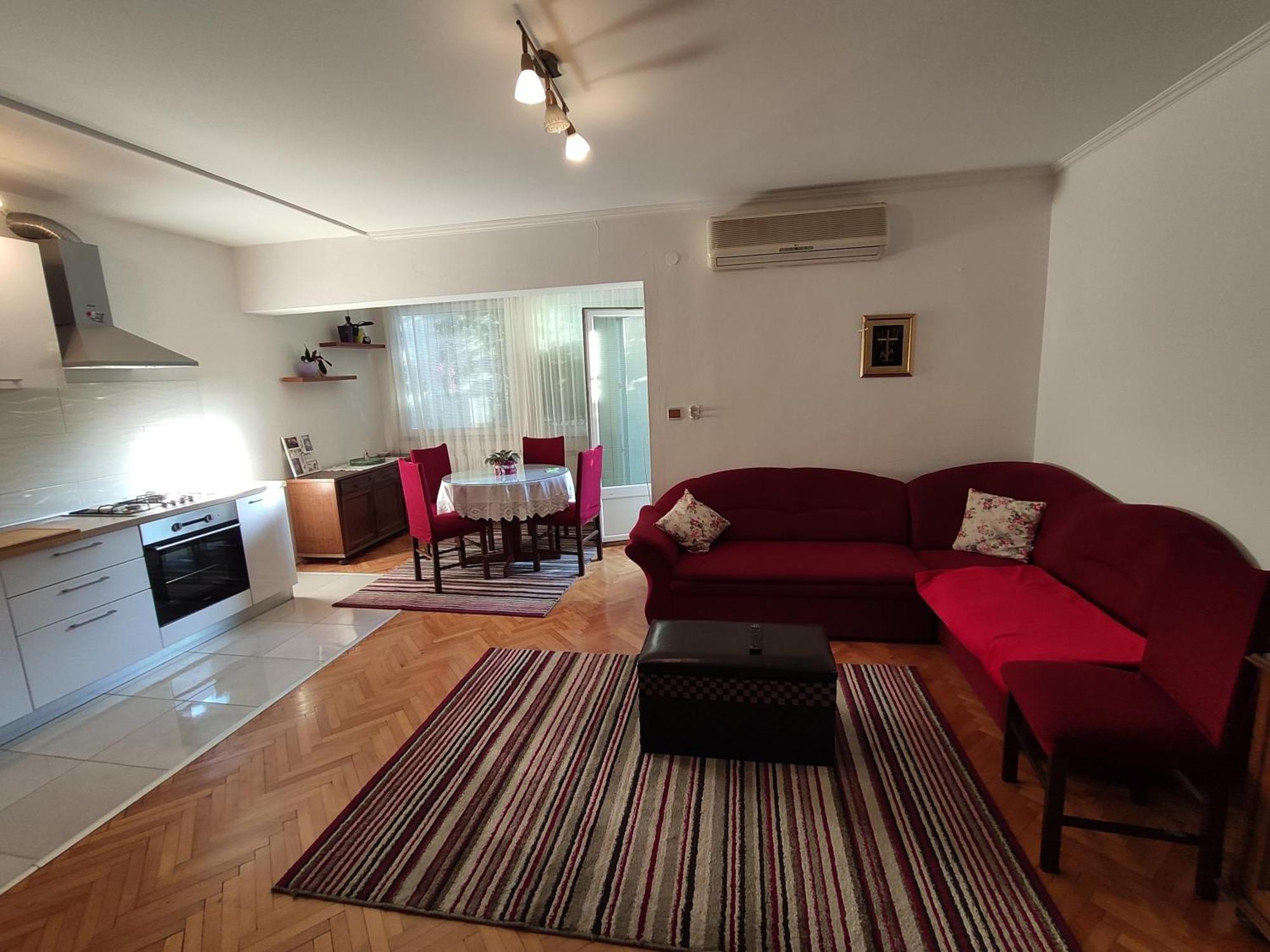 Apartments Jadranka Макарська Екстер'єр фото
